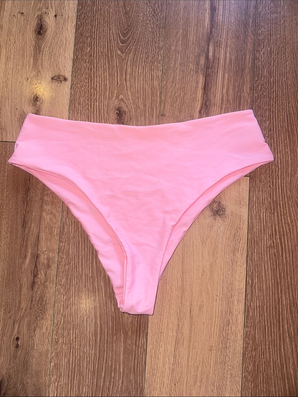 Women’s High-Cut Bikini Bottoms - Pink